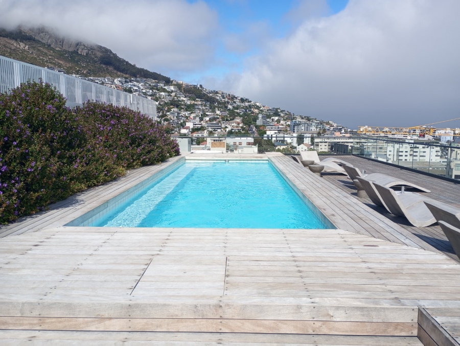 To Let 1 Bedroom Property for Rent in Sea Point Western Cape